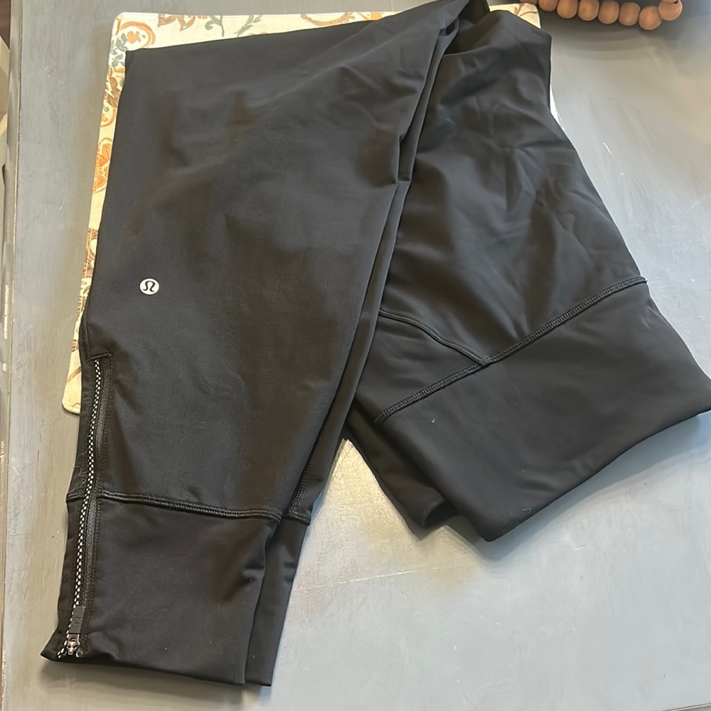 Lululemon joggers